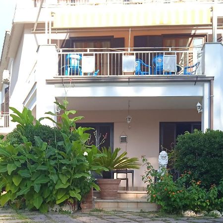 I Tre Leoni Affittacamere Civitavecchia Zewnętrze zdjęcie